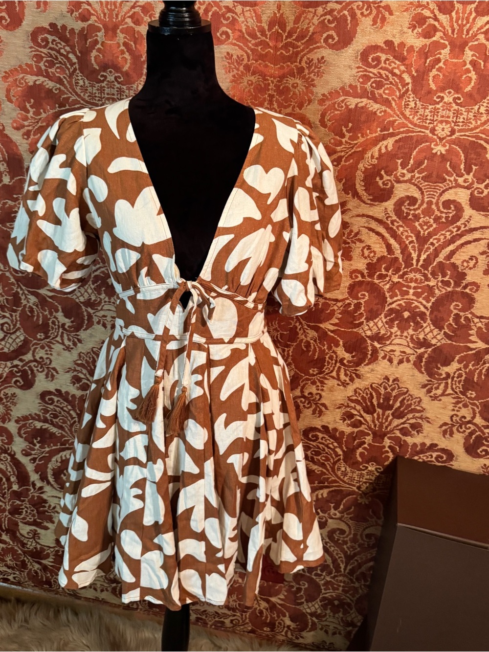 House of Harlow 1960 Brown and Cream Tie-Front Mini Dress - Picture 1 of 5
